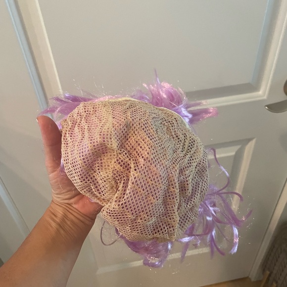 Disney Hannah Montana Lola purple wig - Picture 6 of 6